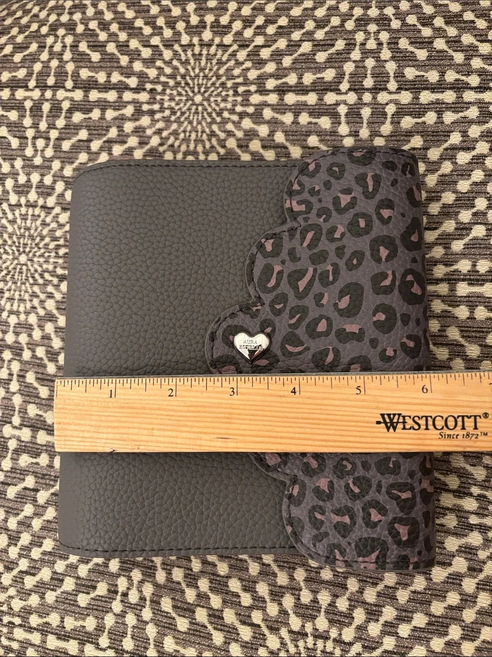 Aura Estelle A6 Rings 30mm Planner Cover Leopard Luxe Grey NEW and unused